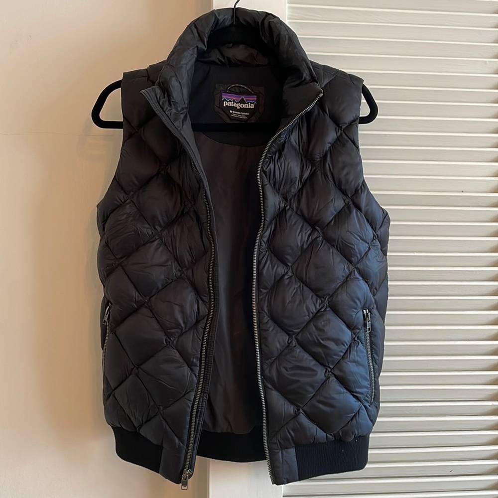 Patagonia Black Quilted Puffer Vest